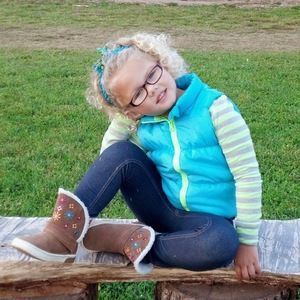 Meet your Posher, Emily